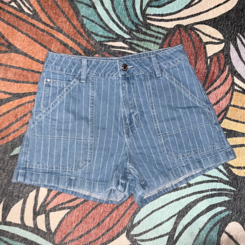 Pac Sun Mom Short (25)